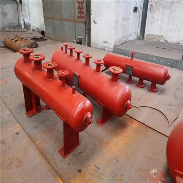 界首分集水器安装高度